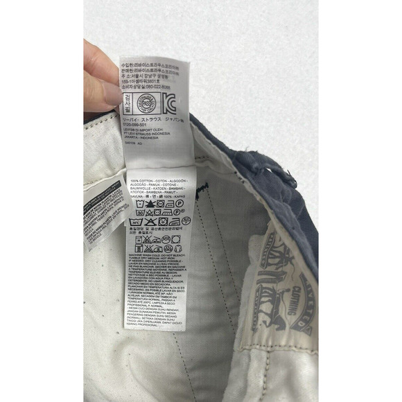 Levis Mens Cargo Shorts Size 40 Black Baggy Skater Y2K Grunge Flap Pockets - Picture 15 of 16